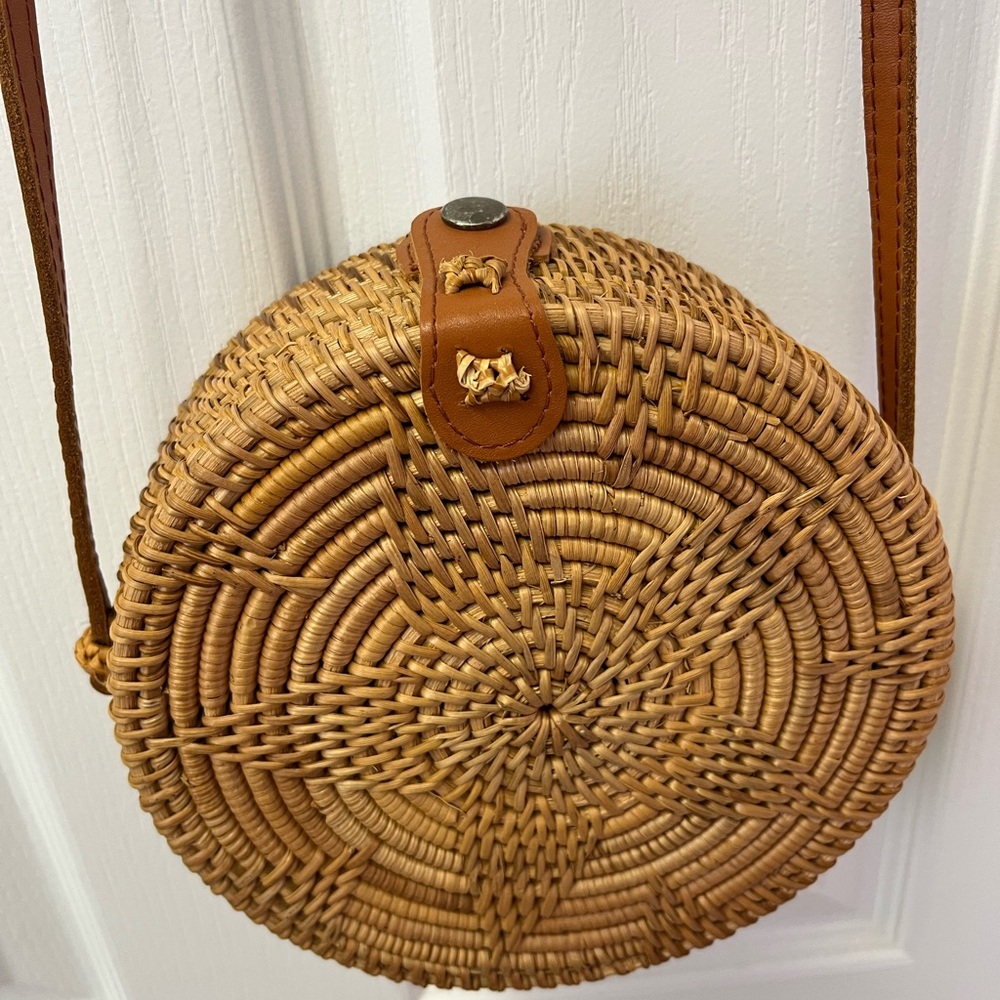 Round Woven Tan Crossbody Bag
